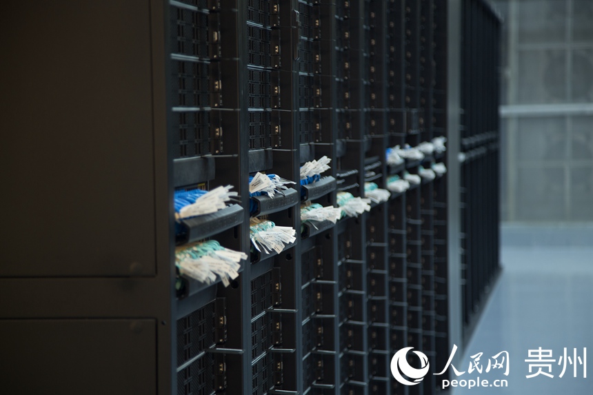 F^ˬĚǴ惦Ȼ䳲 W z