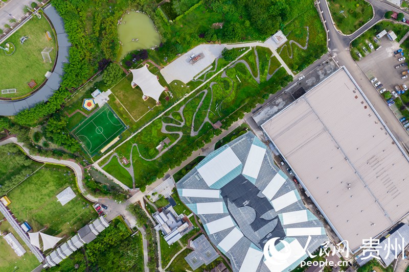 R塰ĢС悡^W Ϳz