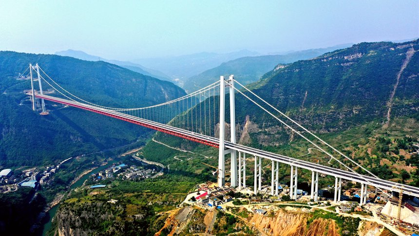2019年12月31日，重慶江津至貴州習水至四川古藺高速公路赤水河紅軍大橋開通試運營。劉葉琳攝
