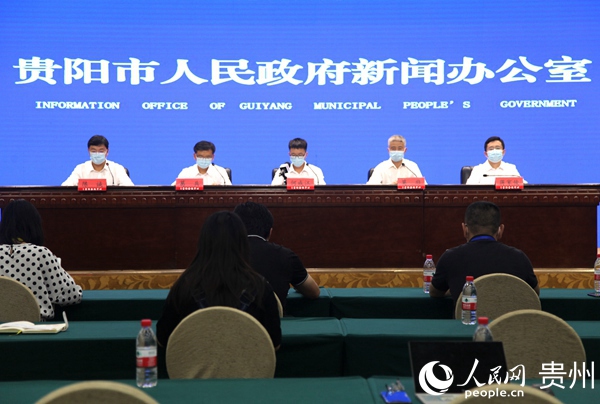 新聞發布會現場。人民網  龍章榆攝