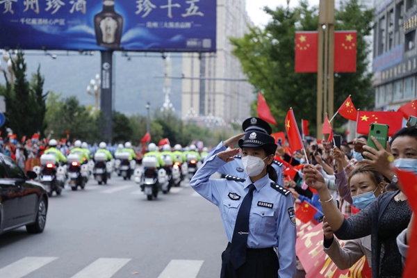 最高禮遇送別援畢醫療隊。