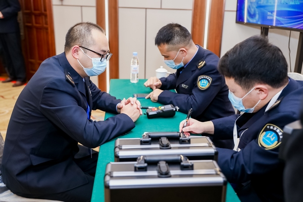 快檢設備技能測試。貴州省衛健委供圖