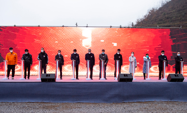 啟動項目建設。