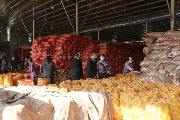 春節期間畢節市物資供應充足。