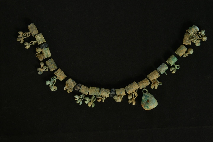 銅項飾（明）。貴州省文物考古研究所供圖
