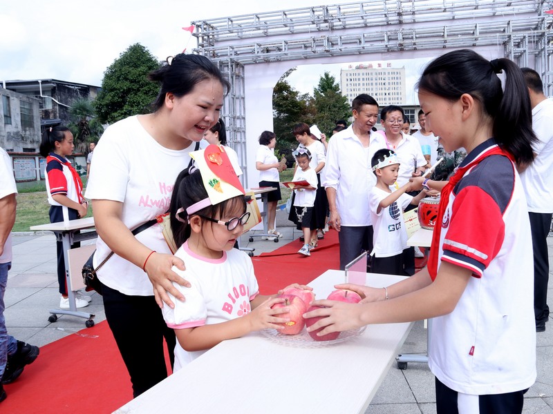 獨山縣第一小學。