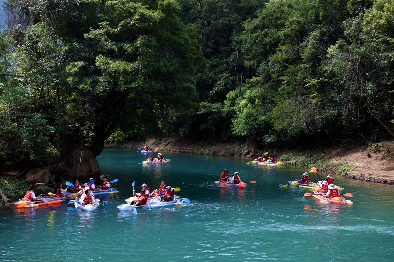 游客景區體驗。