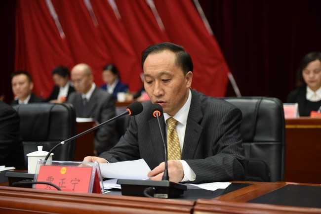 賈正寧發言。