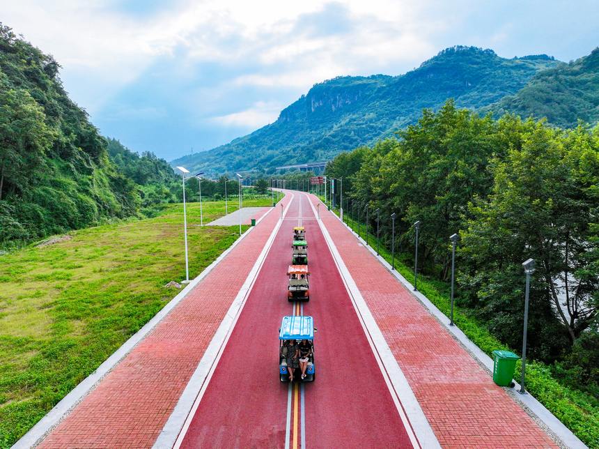 梵凈山馬拉松賽道。鄧宇志攝