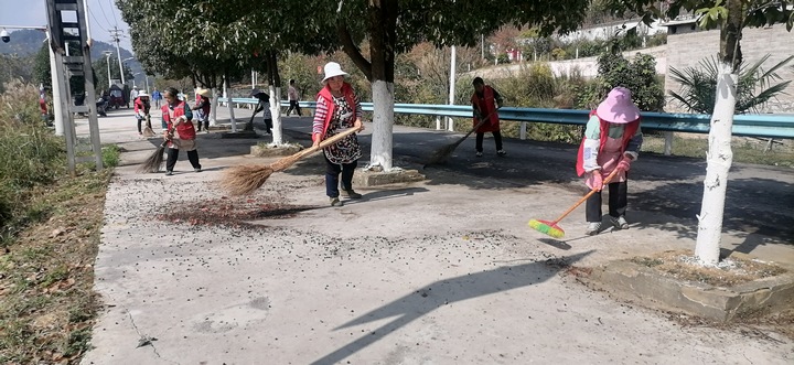 清理街道。