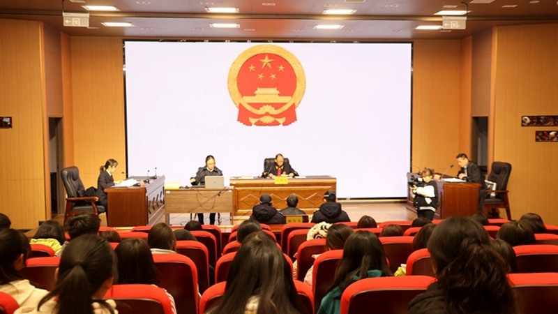 庭審現場 修文縣融媒體中心郭振東 攝.jpg