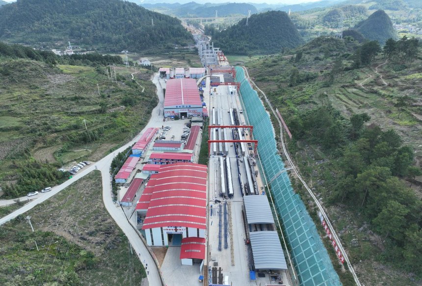 梁場標準化建設。貴州貴平高速公路有限公司供圖