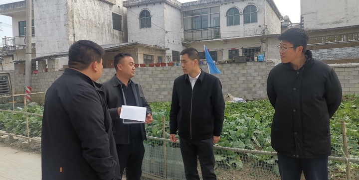 王金源到夏云鎮調研水資源環境保護工作。