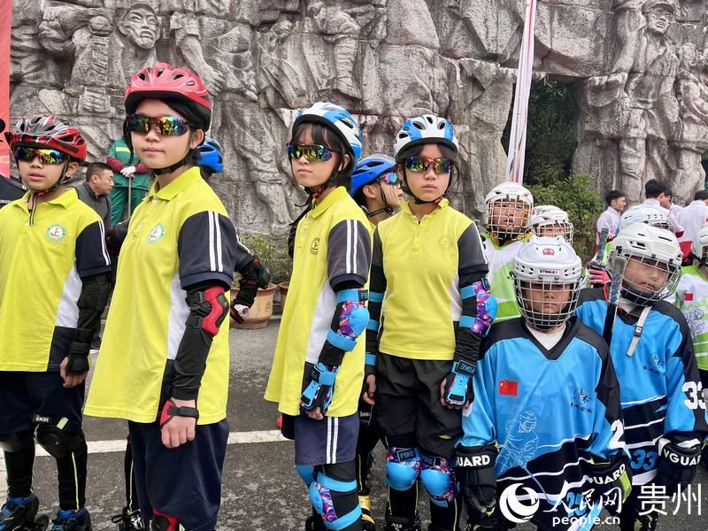 小朋友正在候場。人民網 李麗萍攝