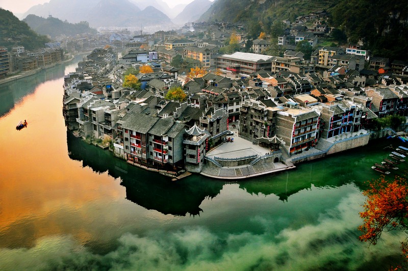 太極華星。何昌華攝