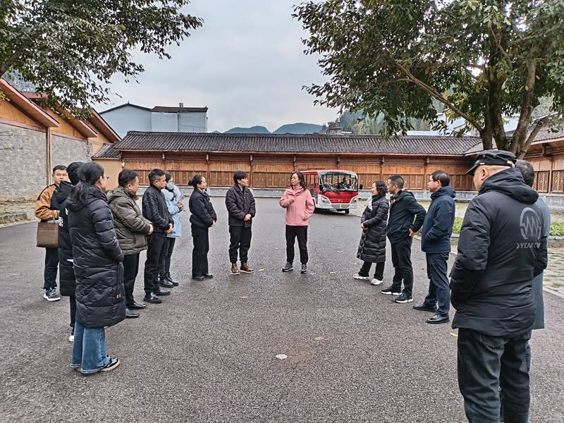 3、交流討論。