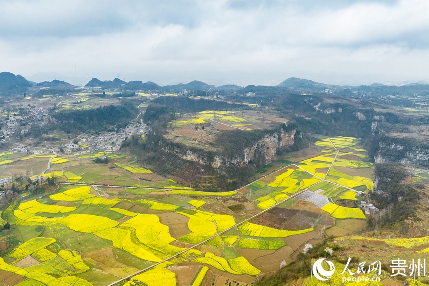 航拍貴州省清鎮市流長苗族鄉春色。人民網記者 涂敏攝