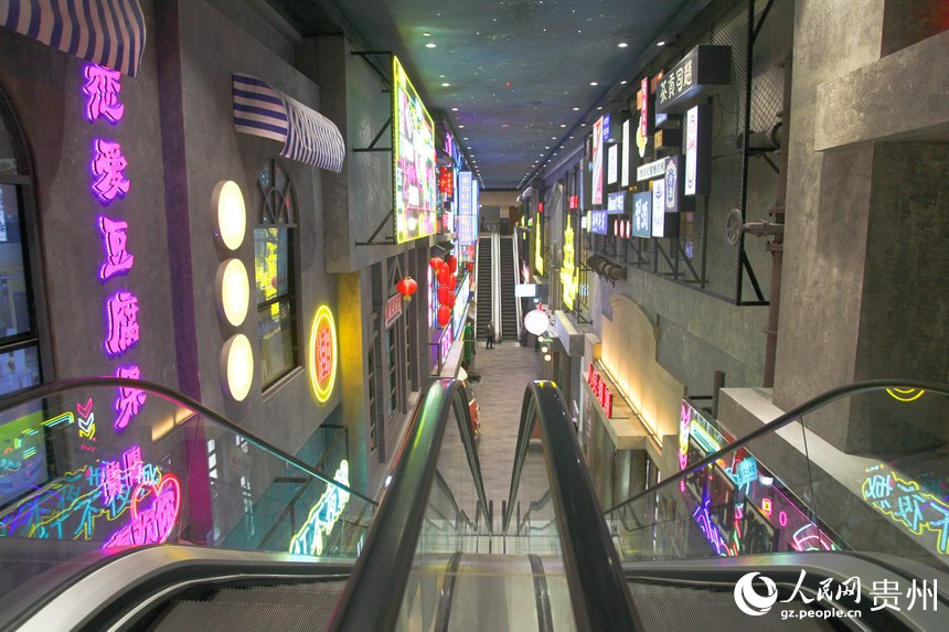 展覽館一角。人民網 龍章榆攝 