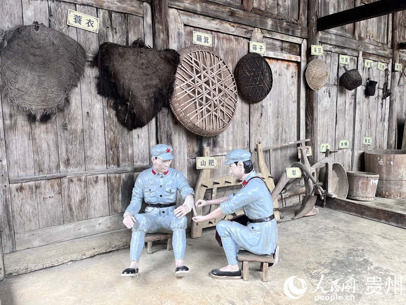 “紅色黑沖·世遺白垛”鄉村旅游景區一隅。人民網 陳潔泉攝