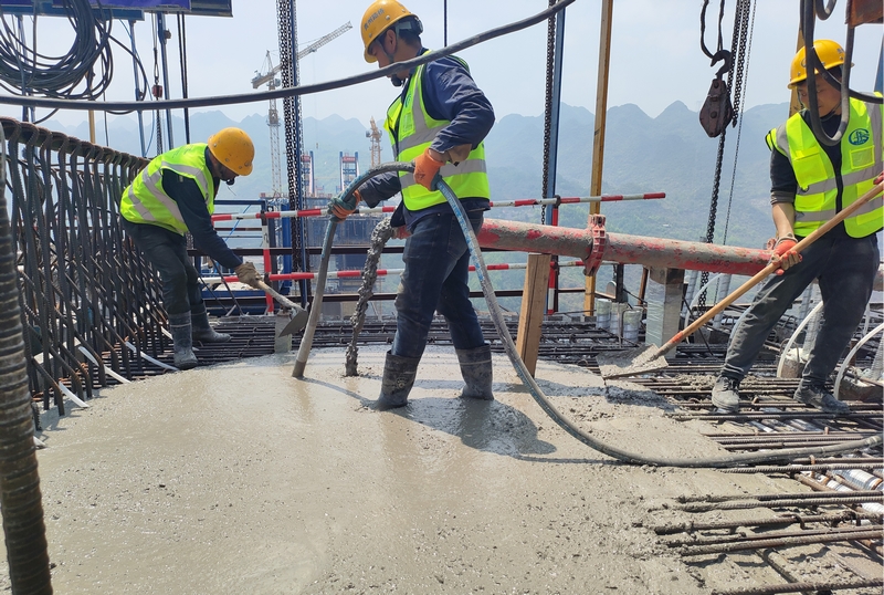 澆筑現場。黃河攝
