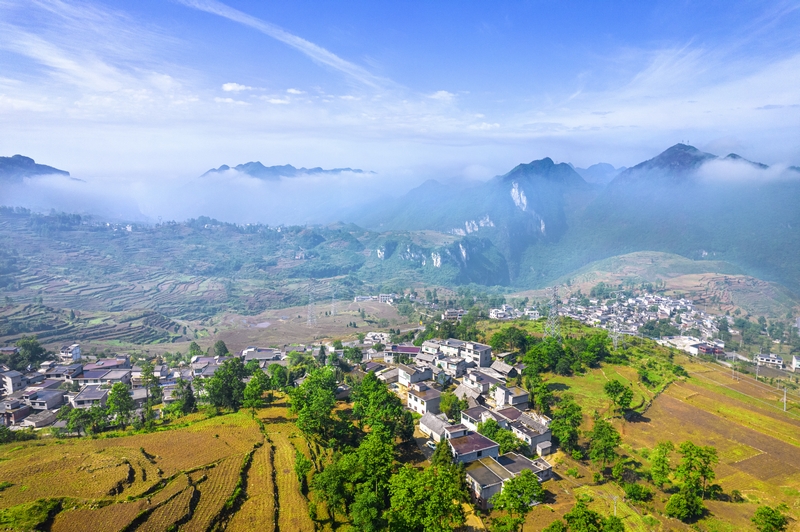 2024年5月5日，貴州省黔西市五里布依族苗族鄉中心村景色（無人機照片）。。