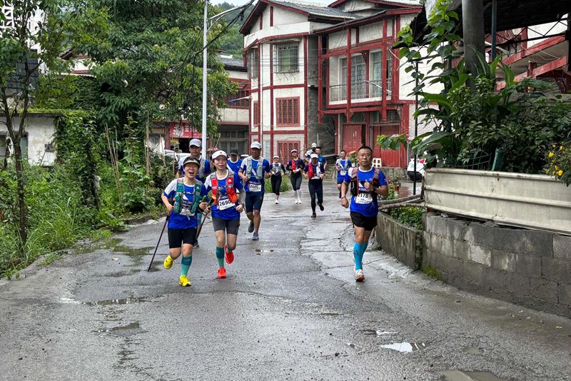 5、跑步中途。 王洪婭 攝