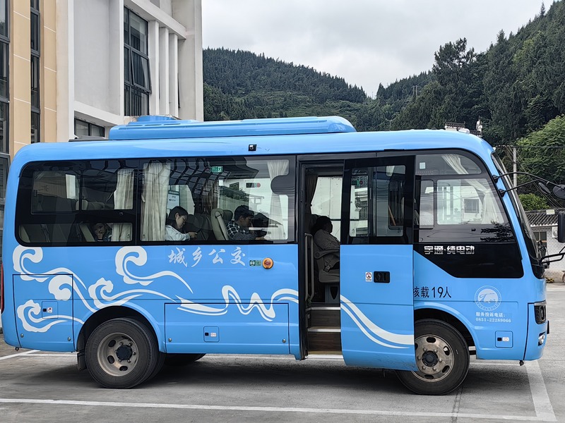 仁懷市城鄉公交在大壩鎮。