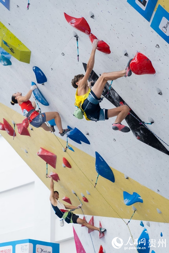 2024國際攀聯世界青年攀巖錦標賽比賽現場。人民網記者 涂敏攝
