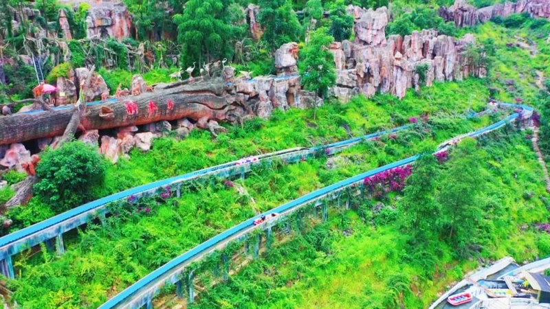 圖為關嶺九仙旅游景區一角。