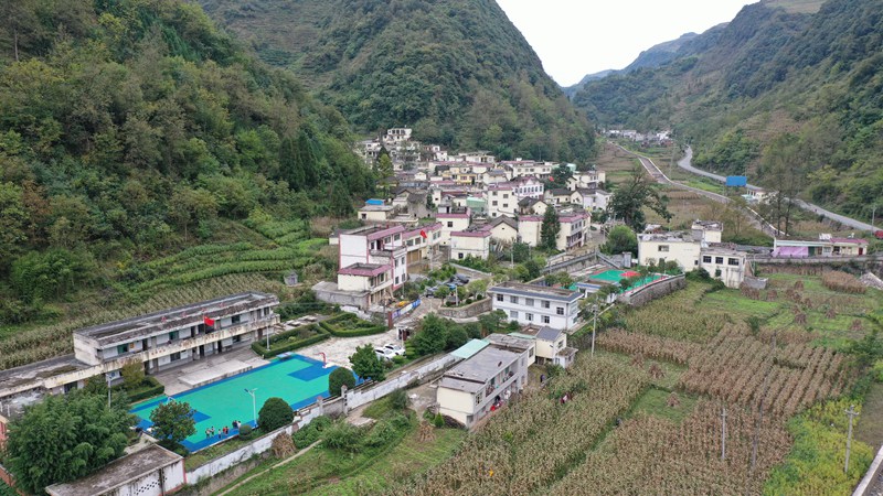 赫章縣平頂村村容村貌。謝永奇 攝