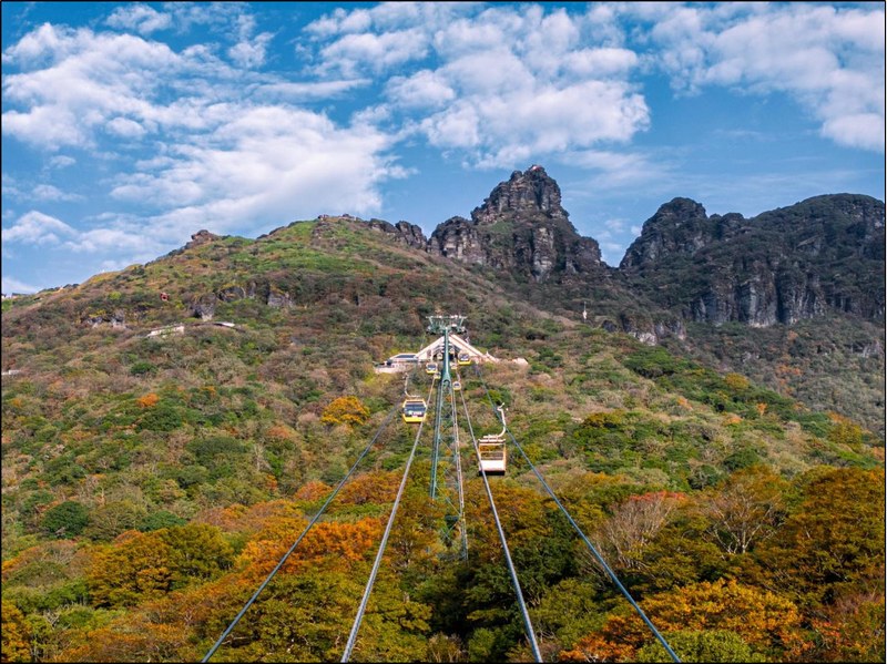 深秋的梵凈山。田葛鑫 攝 (1).jpg