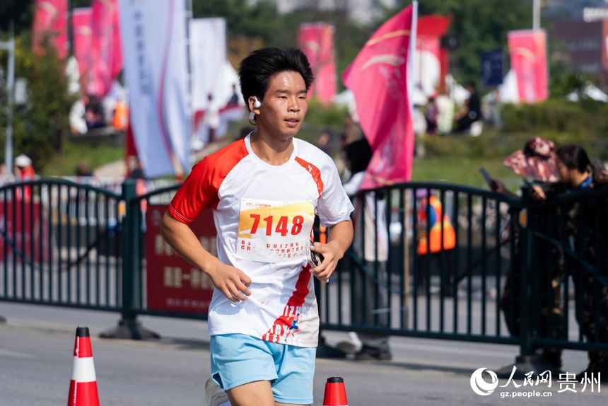 比賽現場。人民網記者 涂敏攝