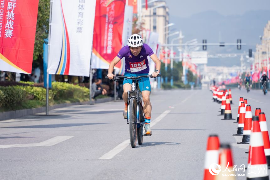 比賽現場。人民網記者 涂敏攝