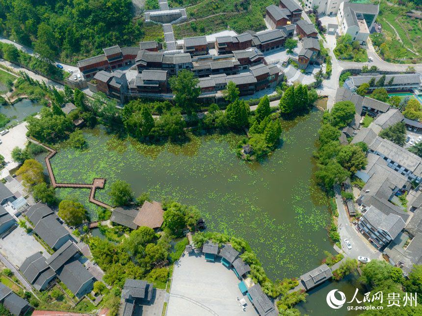 圖為貴陽市烏當區偏坡鄉。人民網  陽茜攝