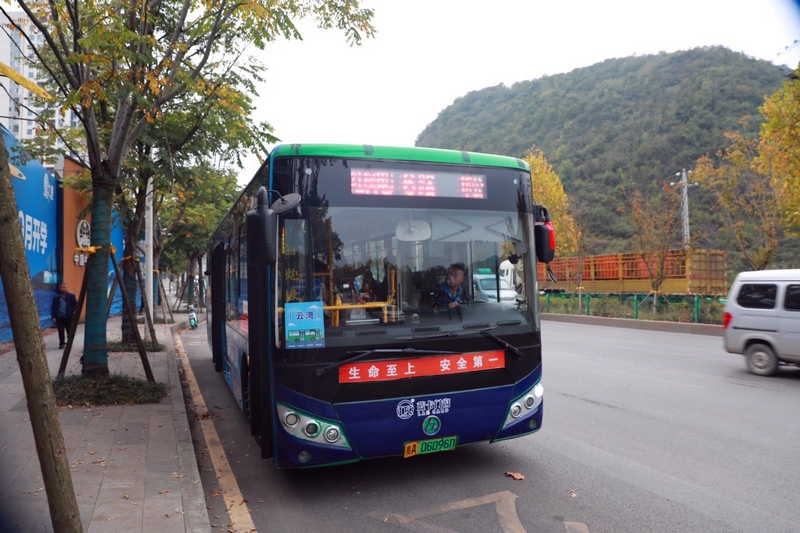 增設臨時站點方便轄區中鐵云灣小區居民出行。