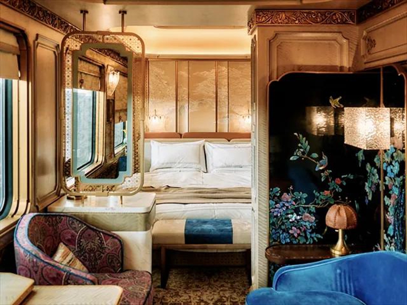 “絲路夢享號”旅游專列。