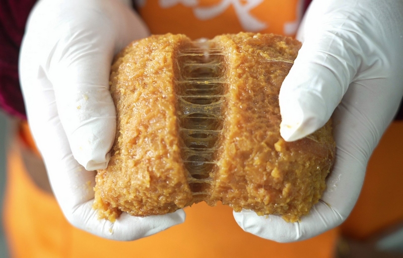 1 新鮮出爐的黃粑。 