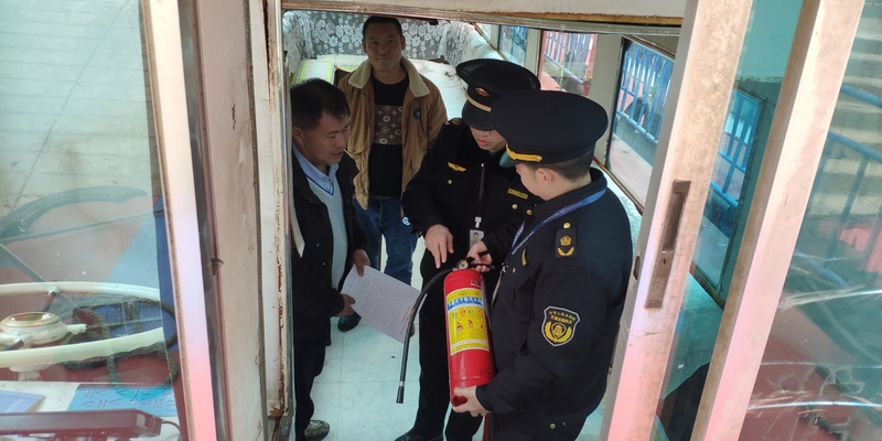 (3)執法檢查。 龔曉宏 攝6.jpg