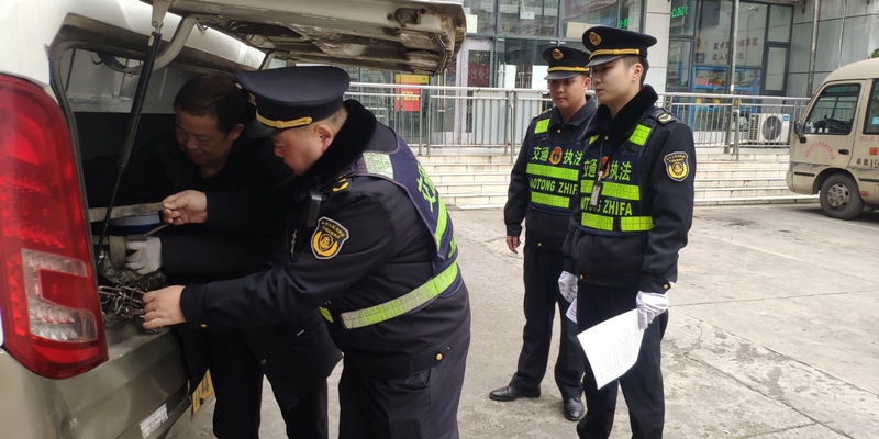 (5)執法檢查。 龔曉宏 攝7.jpg