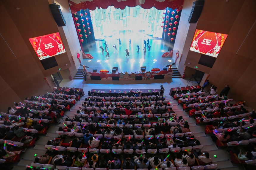 少兒春晚現場。