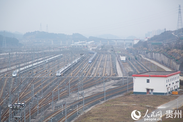 貴陽北站動車所一隅。人民網記者 高華攝