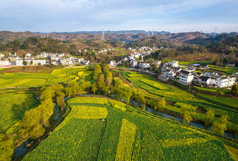 貴州省畢節市黔西市洪水鎮鄉村美景（無人機照片）。