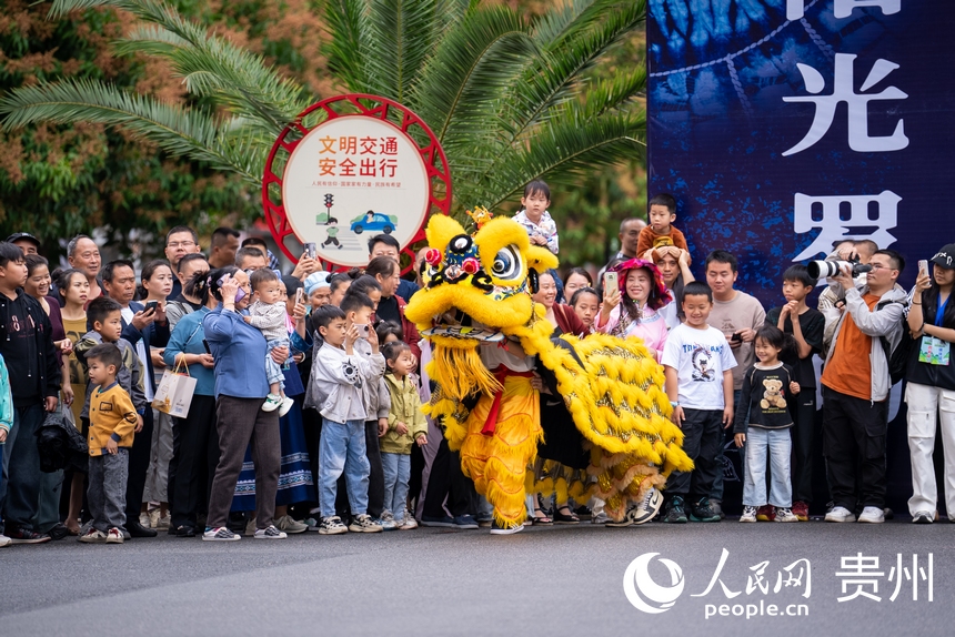 “三月十三”民俗文化節現場。人民網記者 涂敏攝