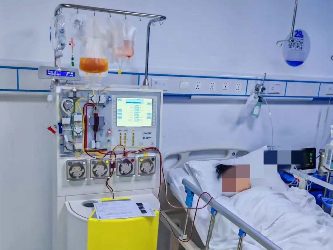 金陽醫院血液科成功開展首例血細胞單采分離技術.