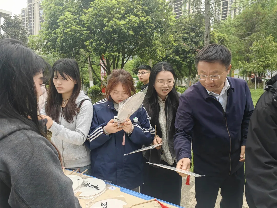 活動現場。