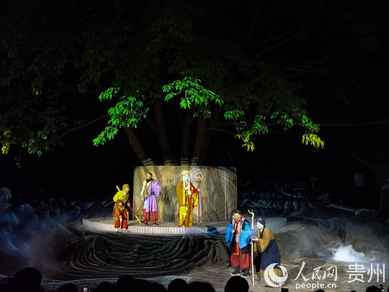 演出現場。人民網記者 王秀芳攝.jpg