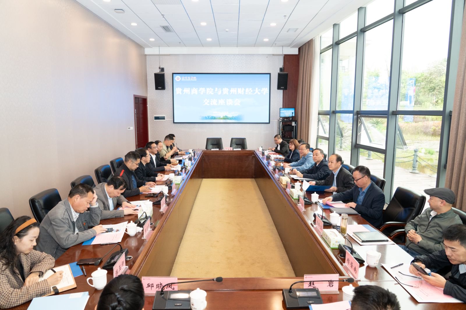 座談會現場。