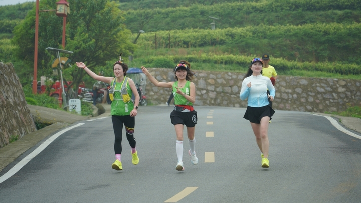 長跑女子組比賽。.jpg