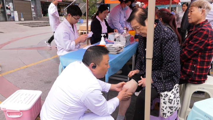 義診活動現場。