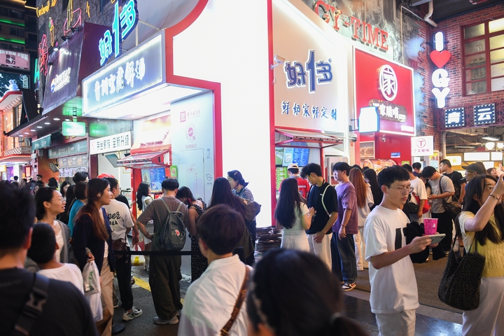 好一多直營店銷售火爆。